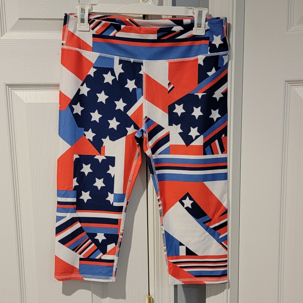 Fabletics Salar Crop - Picture 3 of 6